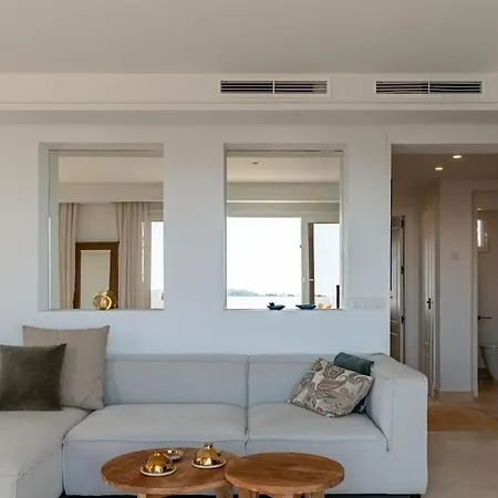 Penthouse With Sea View, Gym & Pool In Puerto Banus * Marbella