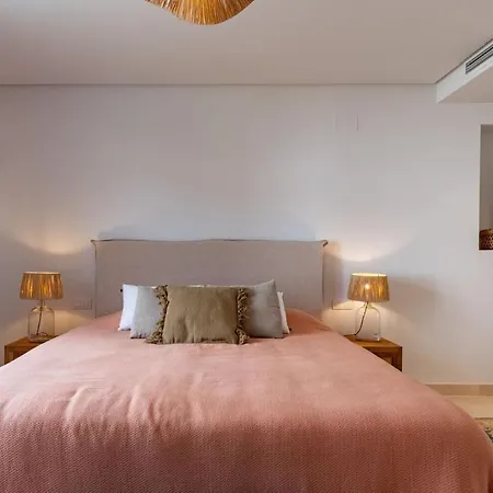 Penthouse With Sea View, Gym & Pool In Puerto Banus * Marbella